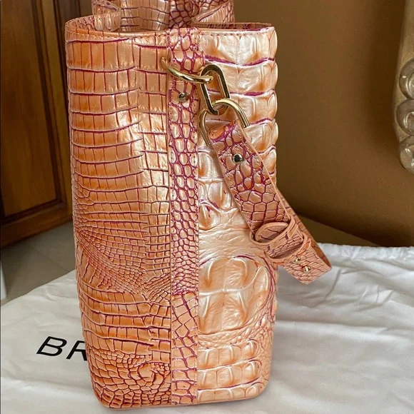 Brahmin NWOT Apricot Rose Celina - Picture 2 of 5